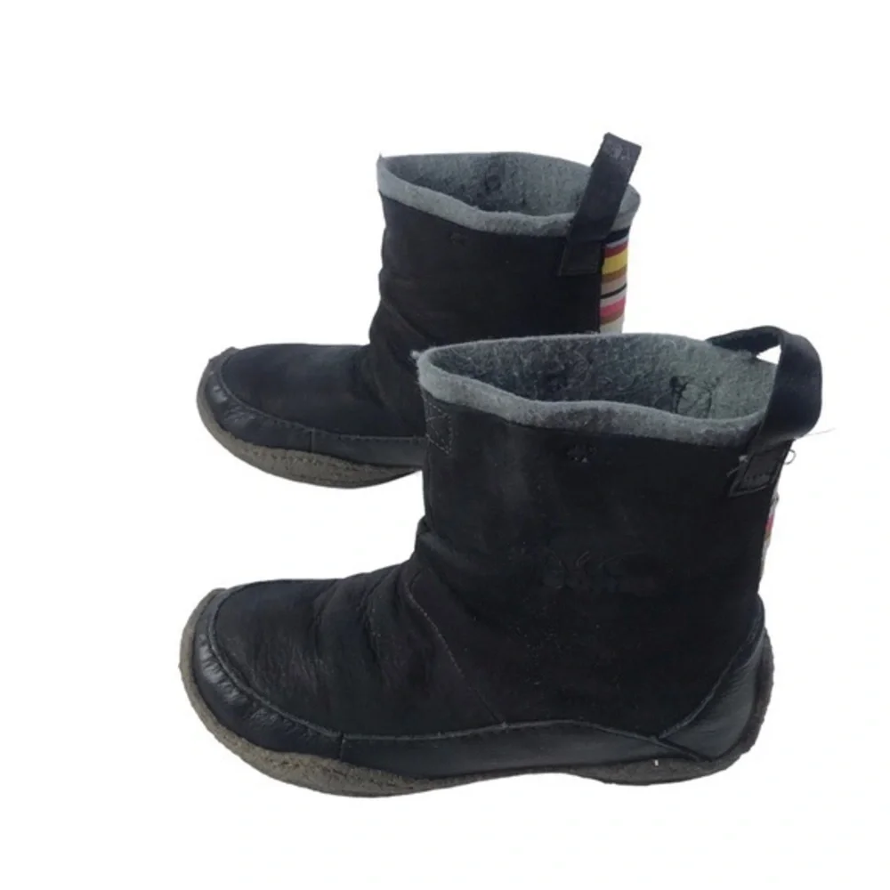 SOREL Fernie Nubuck Leather Wool Lined Stripe Boot size 8 women’s